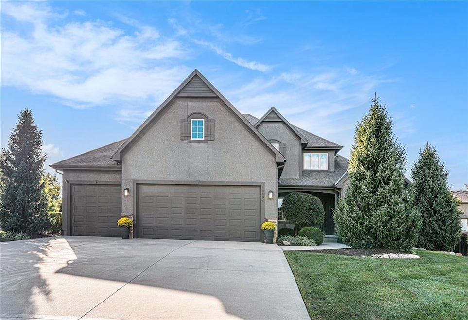 16488 S Summertree Ln, Olathe, KS 66062 - photo 1