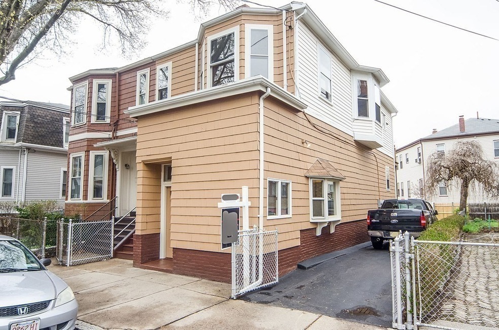 356 Windsor St unit 1, Cambridge, MA 02141 - photo 1