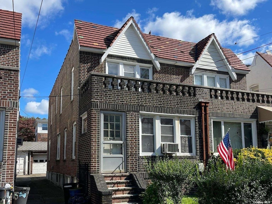 Sold $585,000 • Co-Listing Agent