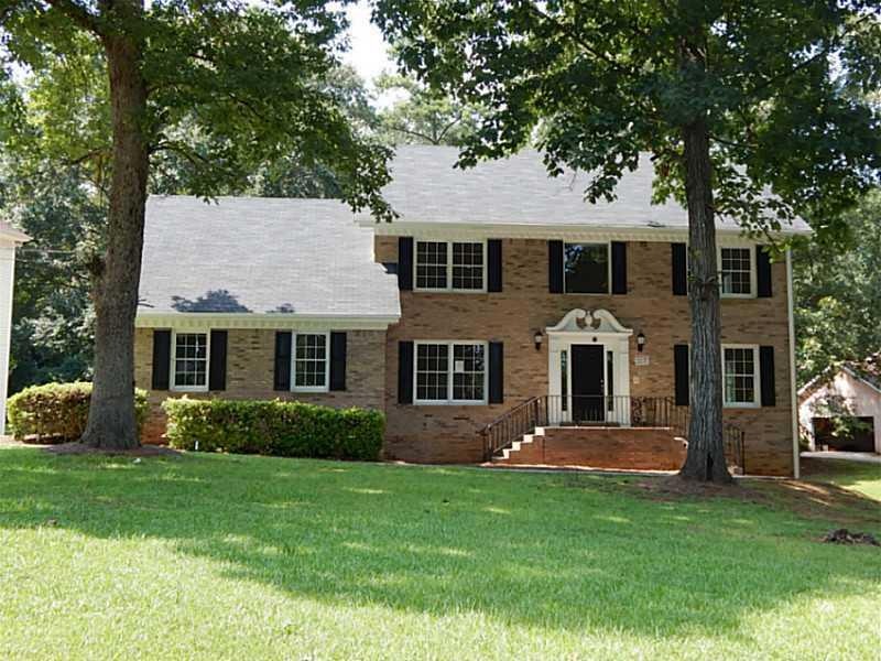 Exterior Front. WELCOME HOME!