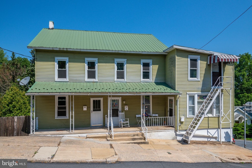 101 Walnut St, Mohnton, PA 19540 - photo 1