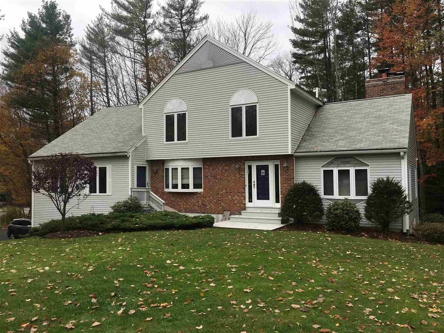 8 Willow Pond Dr, Goffstown, NH 03045 - photo 1