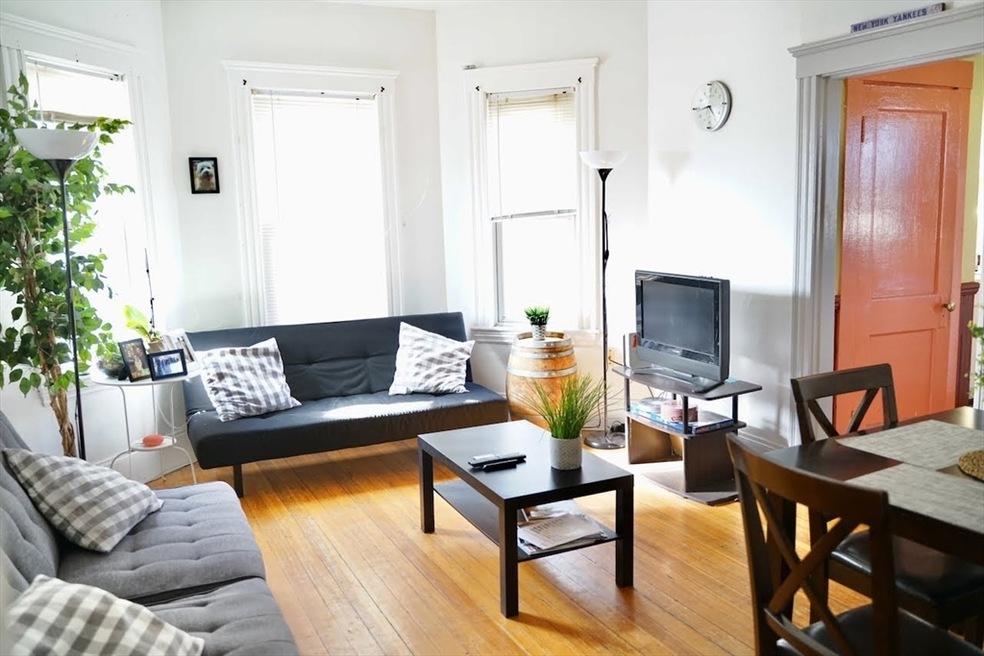 5 Cooney St unit 3, Somerville, MA 02143 - photo 1