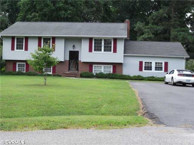 4307 Pinewood Ct, Prince George, VA 23875 - photo 1