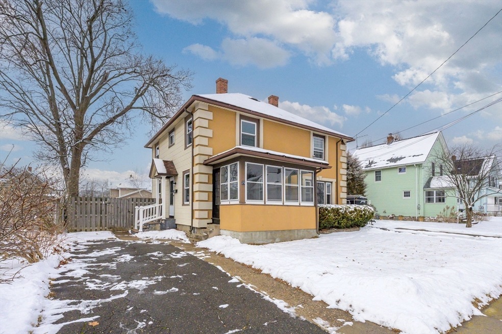 25 Maple St unit 27, Ludlow, MA 01056 - photo 1