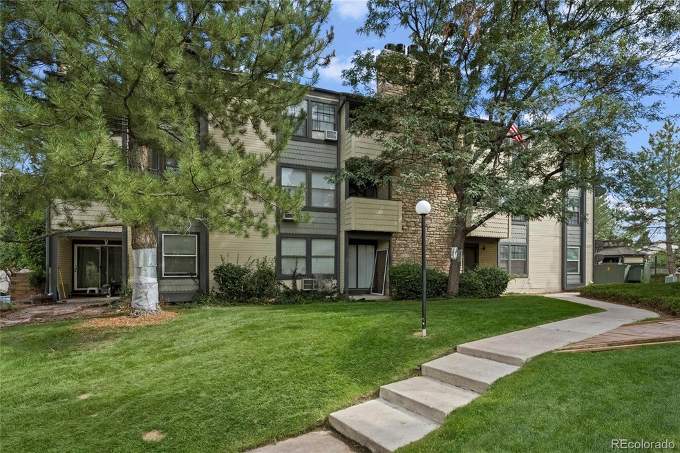 497 S Memphis Way Unit #4 Aurora