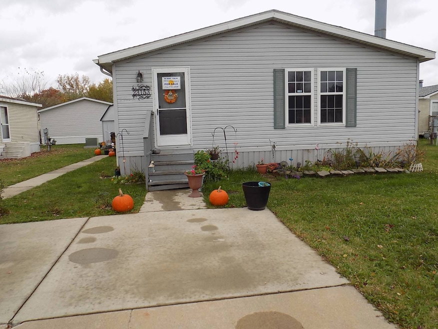 23153 Suffield Ln, Romulus, MI 48174 - photo 1