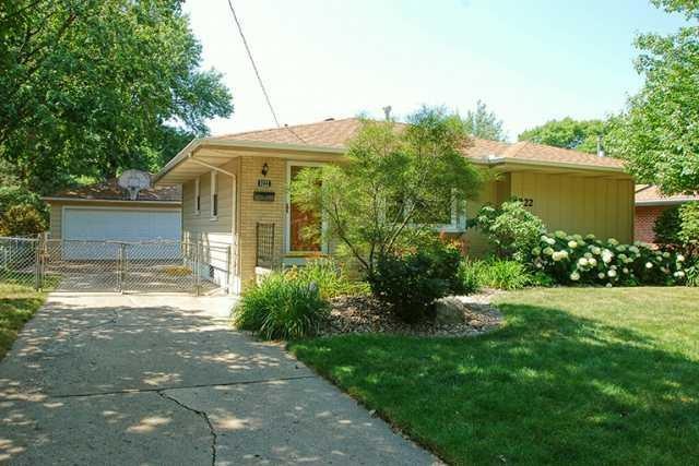 4222 Aurora Ave, Des Moines, IA 50310 - photo 1