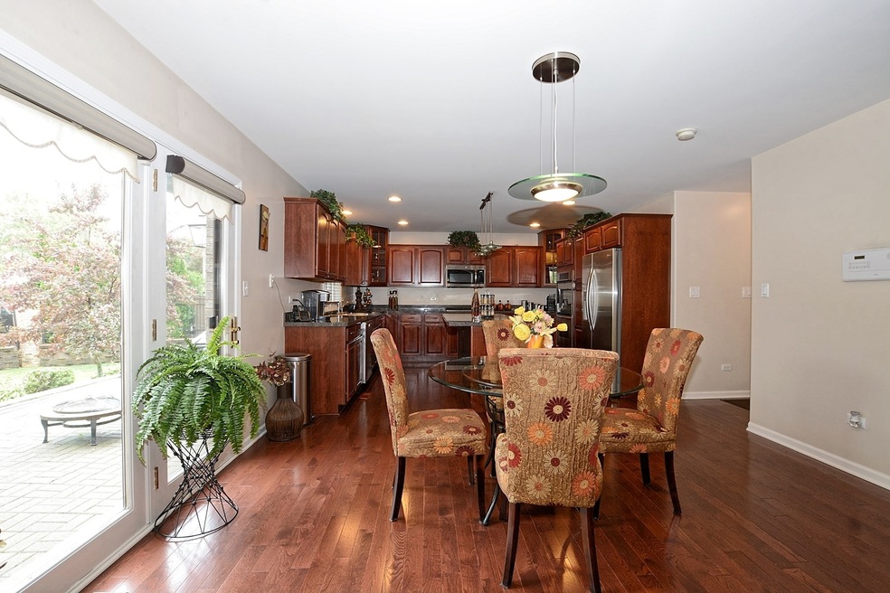 3645 Lismore St unit 4, Flossmoor, IL 60422 - photo 1