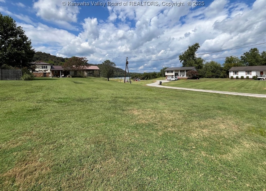 0 3rd St, New Haven, WV 25265 - photo 1