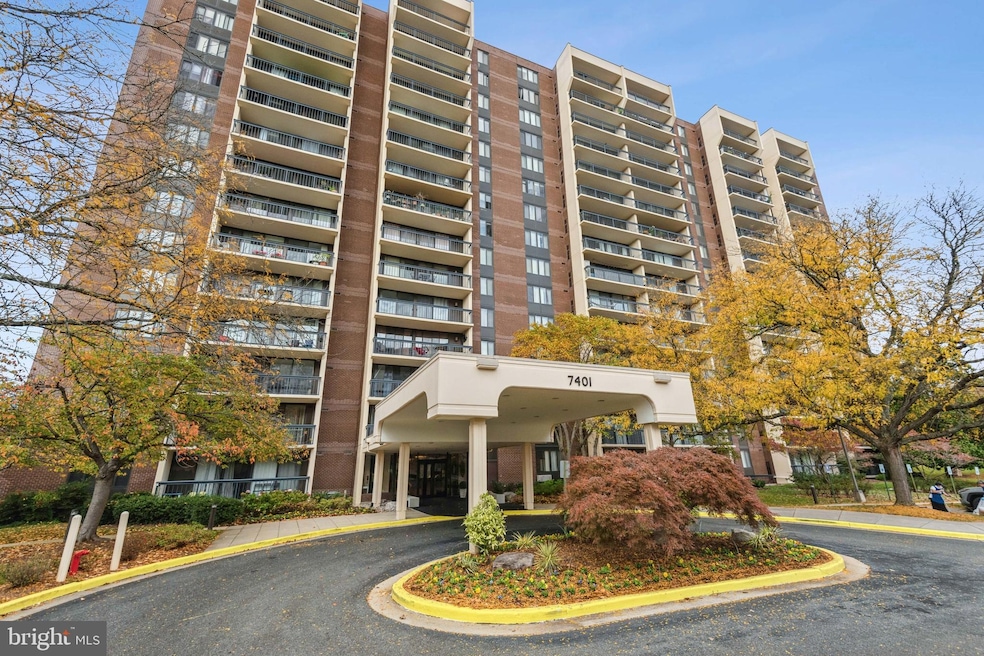 Chelsea Towers unit 1001, Bethesda, MD 20817 - photo 1