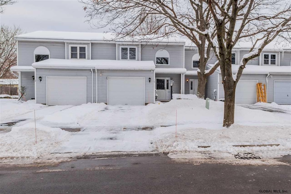 16 Tompion Ln, Saratoga Springs, NY 12866 - photo 1