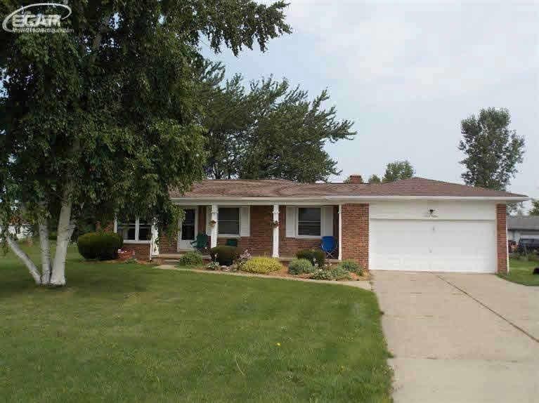 3080 W Hill Rd, Flint, MI 48507 - photo 1