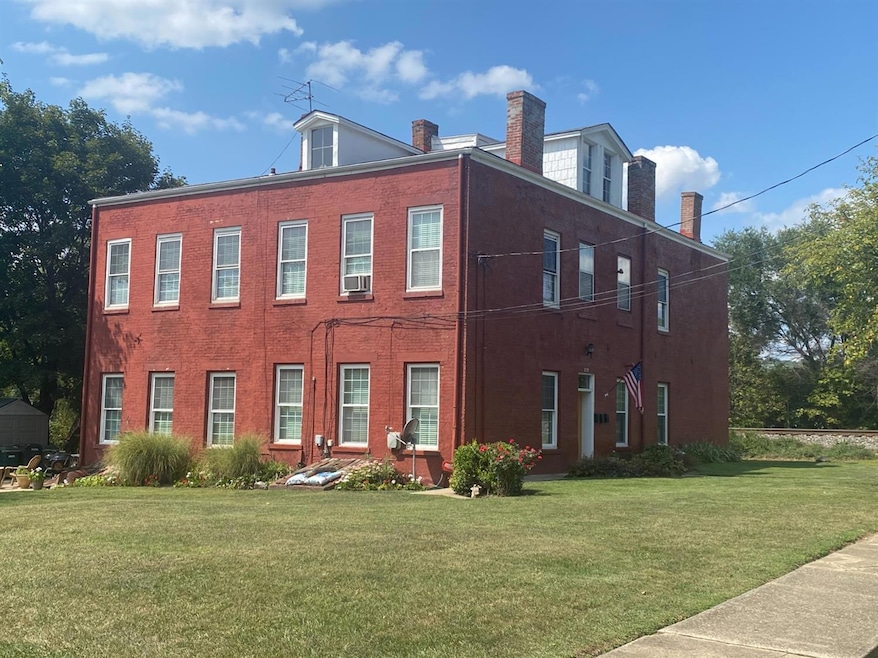 235 W 70th St, Cincinnati, OH 45216 - photo 1