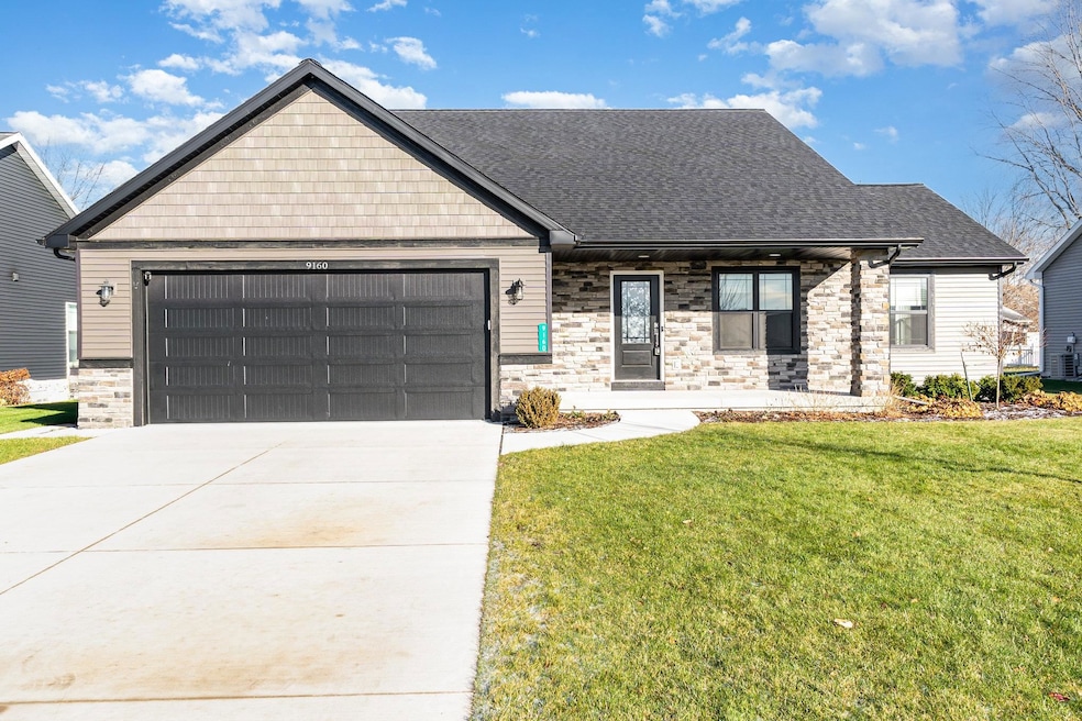 9160 Brook Hollow Ln, Freeland, MI 48623 - photo 1