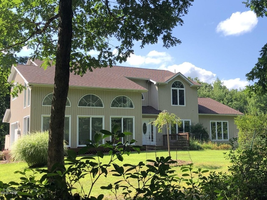 150 Briarcrest Dr, Hawley, PA 18428 - photo 1