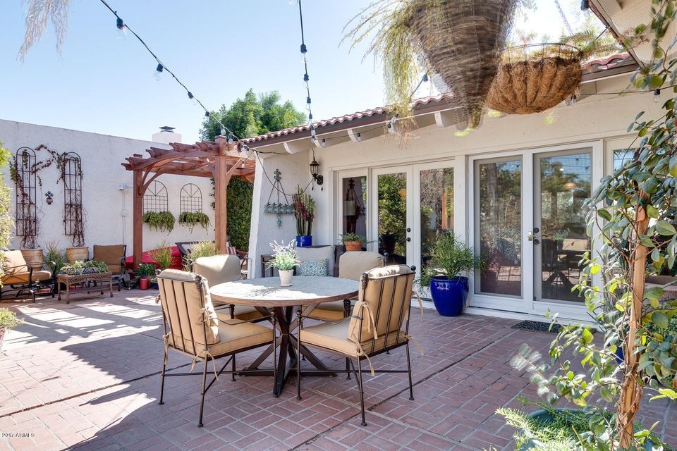 01 Villa Style Bliss