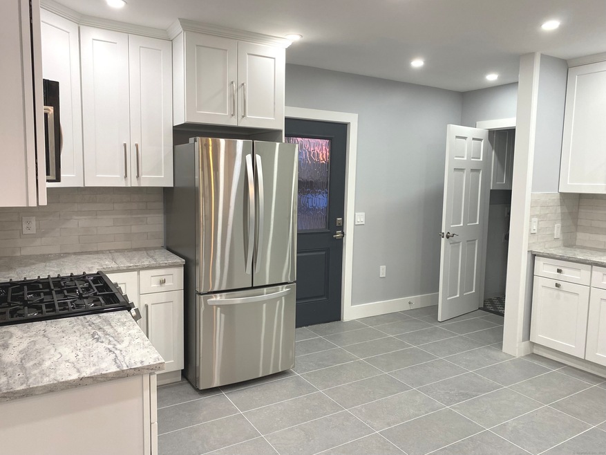 18 Elmwood Ave, Norwalk, CT 06854 - photo 1