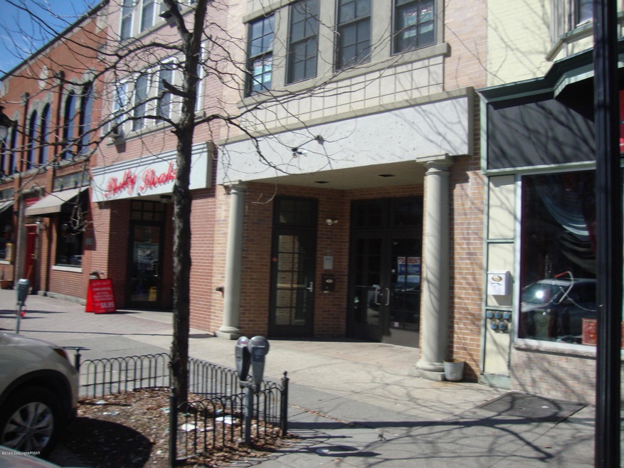 630 Main St unit 3RD Floor, Stroudsburg, PA 18360 - photo 1