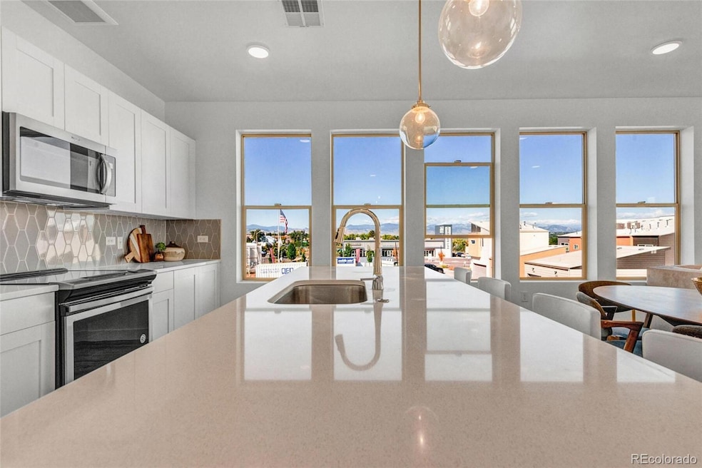 For Rent $2,836/month • Co-Listing Agent