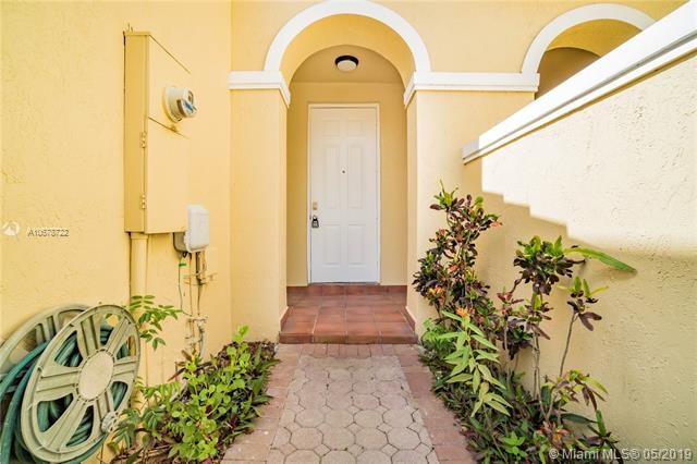 10964 NW 43rd Terrace unit 1, Doral, FL 33178 - photo 1