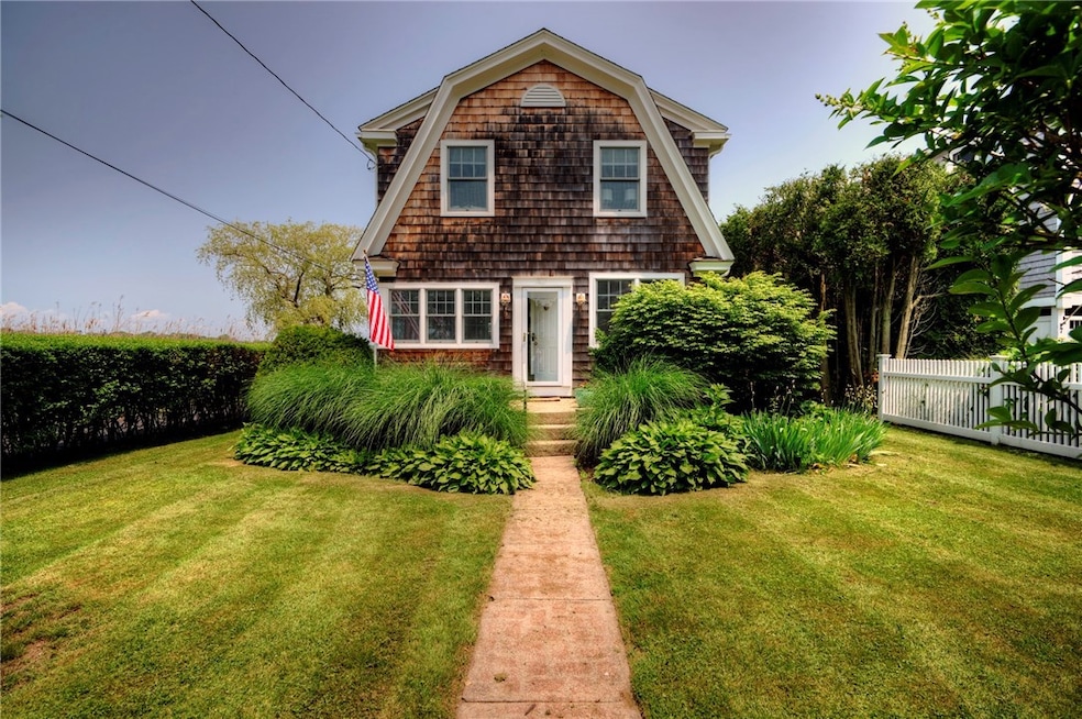 9 Pasadena Ave, Westerly, RI 02891 - photo 1