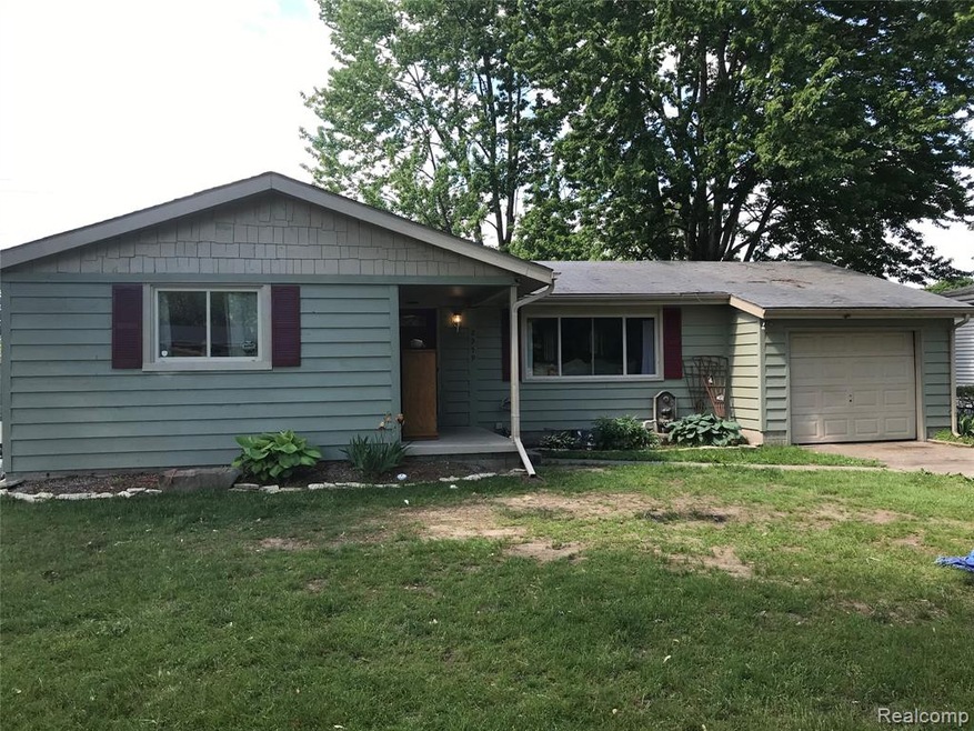 2359 Riverside Dr, Port Huron, MI 48060 - photo 1