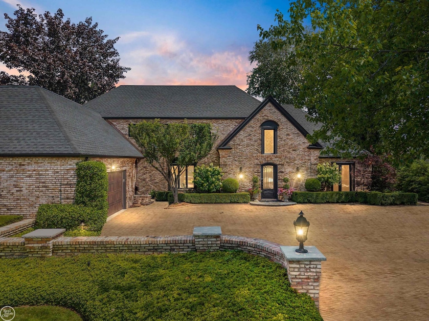 54 Belle Meade St, Grosse Pointe Shores, MI 48236 - photo 1