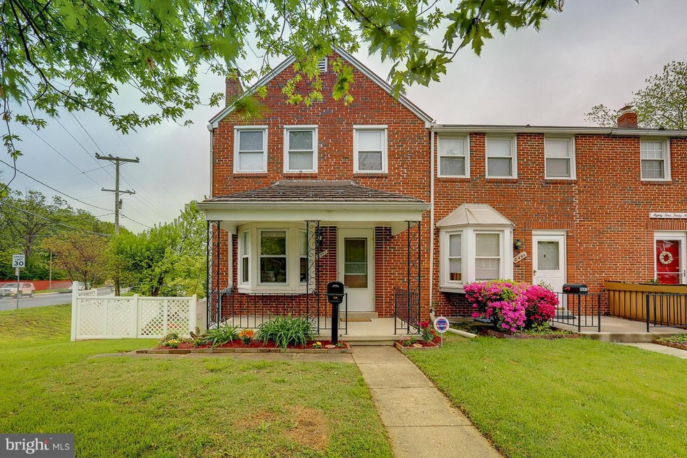 8443 Pleasant Plains Rd, Towson, MD 21286 - photo 1