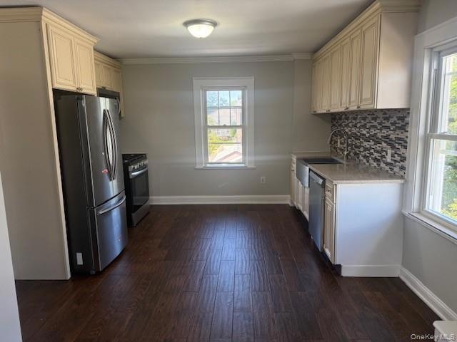 523 Bayview Ave, Cedarhurst, NY 11516 - photo 1