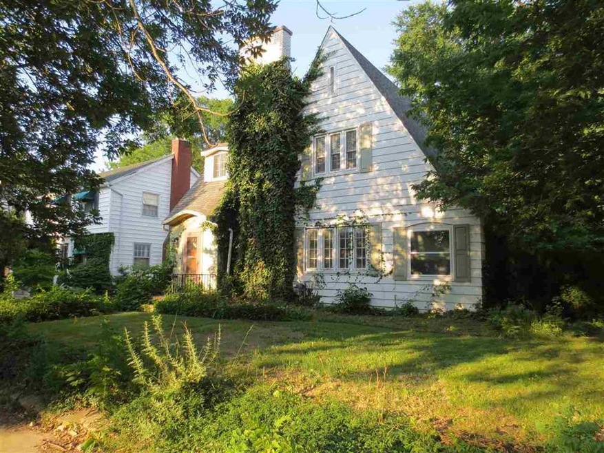 1025 Beard St, Flint, MI 48503 - photo 1