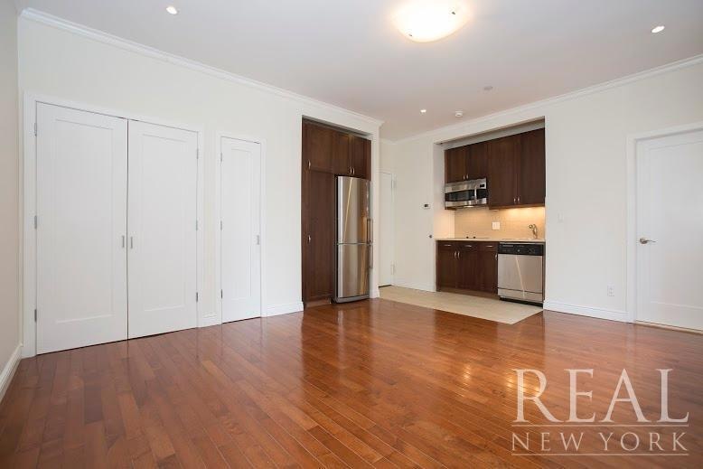 488 7th Ave unit 10H, New York, NY 10018 - photo 1