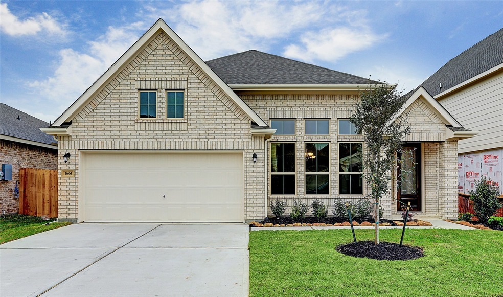 1661 Maggie Trail Dr, Alvin, TX 77511 - photo 1