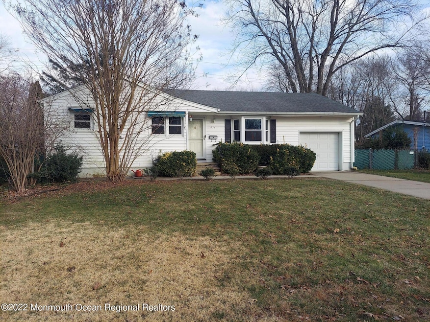 675 Hopping Rd, Belford, NJ 07718 - photo 1