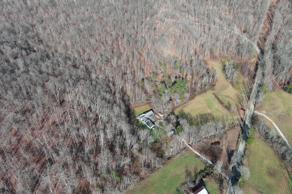 8425 Board Valley Rd, Sparta, TN 38583 - photo 1