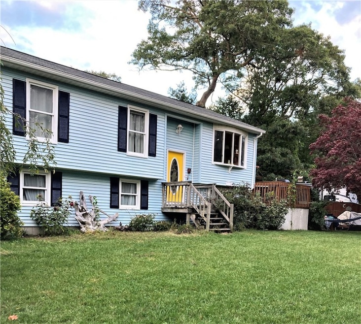 12 Mautucket Rd, Wakefield, RI 02879 - photo 1