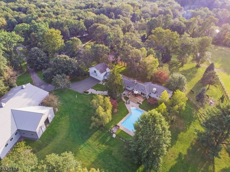 908 Fairview Lake Ln, Blairstown, NJ 07825 - photo 1