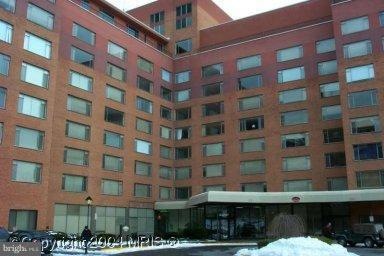 1011 Arlington Blvd unit 848, Arlington, VA 22209 - photo 1