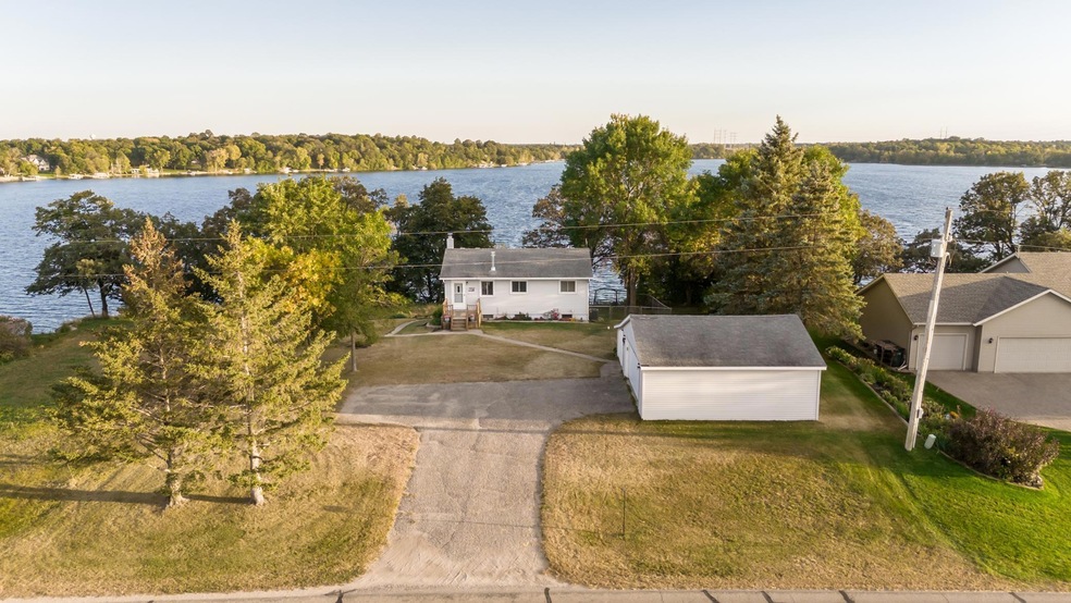 1321 W Latoka Dr SW unit SW, Alexandria, MN 56308 - photo 1