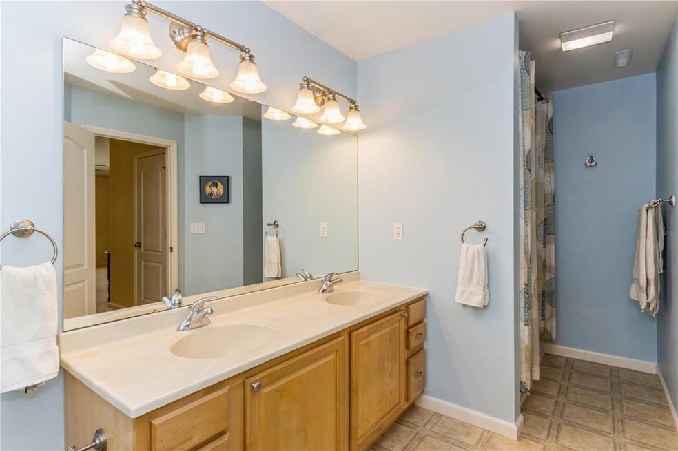 6420 Ushers Ridge Dr NE, Cedar Rapids, IA 52411 - photo 1