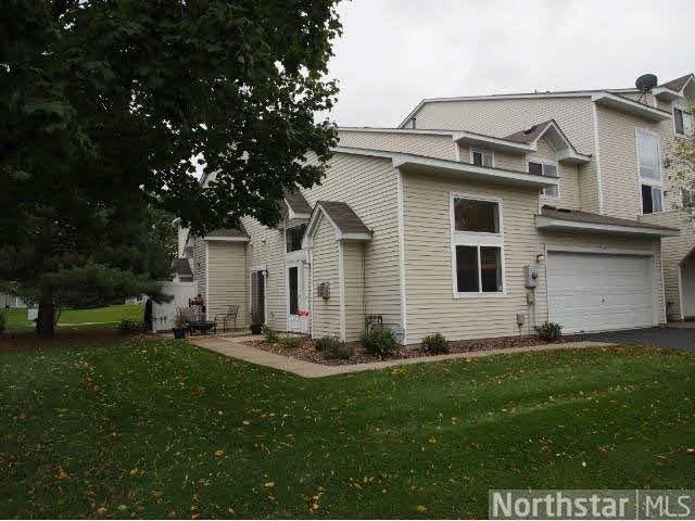 10715 10715 Unity St NW, Coon Rapids, MN 55433 - photo 1