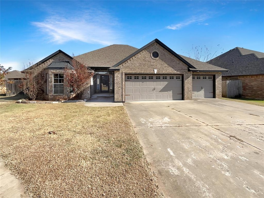 9500 Shallow Lake Ct, Oklahoma City, OK 73159 - photo 1