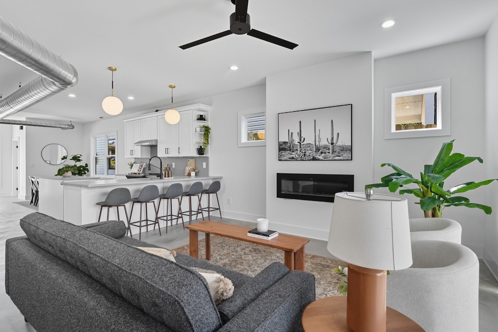 Under Contract $439,000