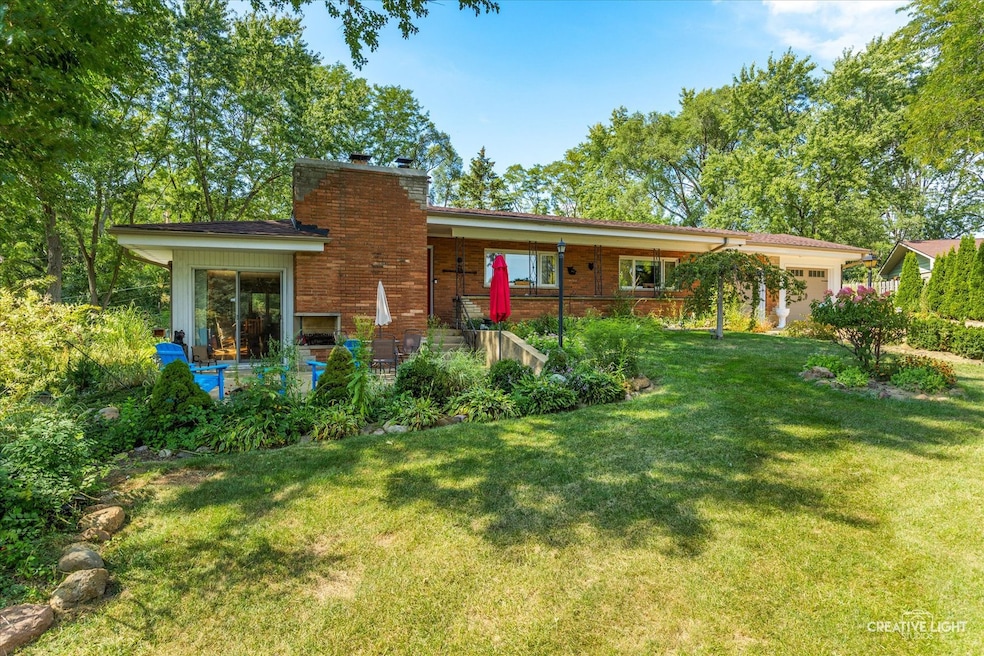 1002 Bruce Dr, Elgin, IL 60120 - photo 1