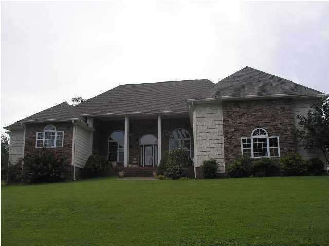 171 Arnold Rd, Rock Spring, GA 30739 - photo 1