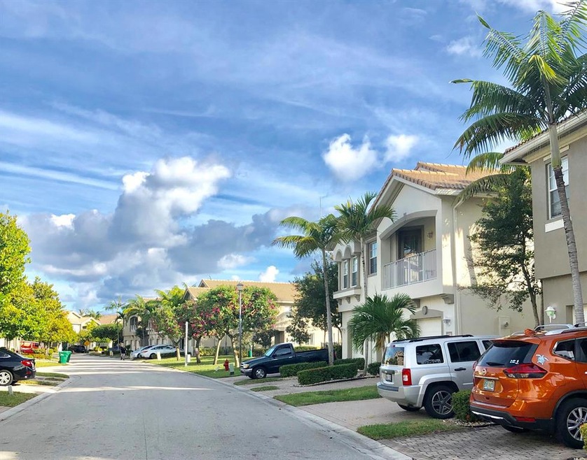 3018 Laurel Ridge Cir, Riviera Beach, FL 33404 - photo 1