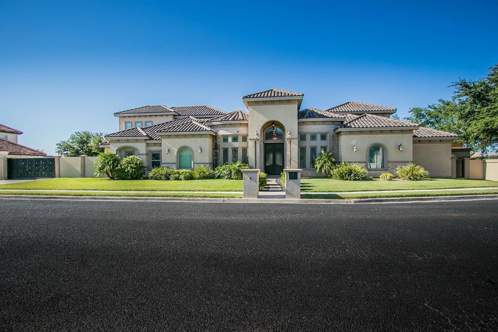 2205 W Jordan Dr, Edinburg, TX 78539 - photo 1