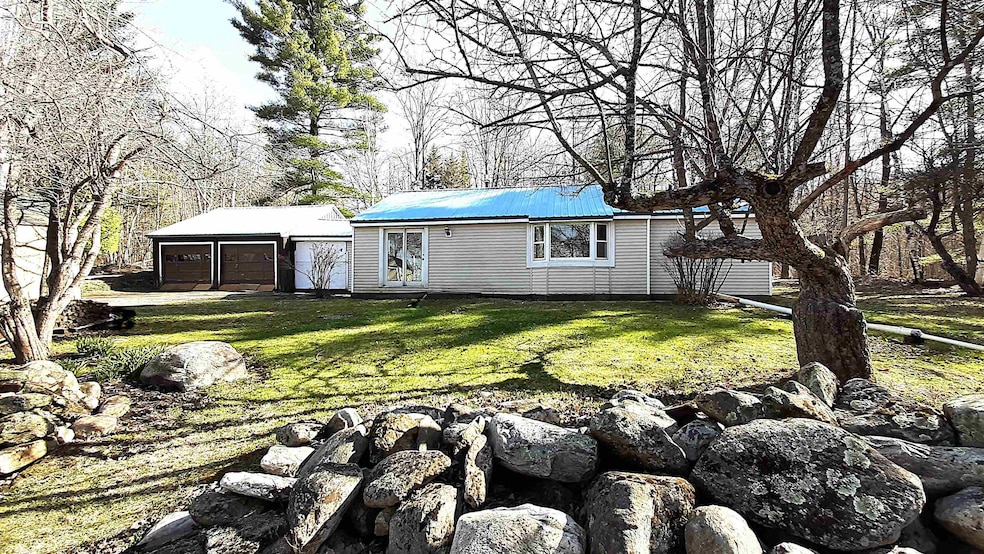 1568 S Hill Rd, Ludlow, VT 05149 - photo 1