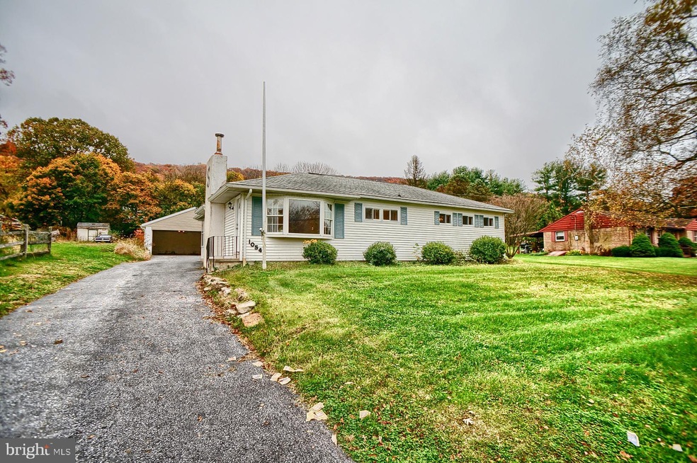 1054 Butter Ln, Reading, PA 19606 - photo 1