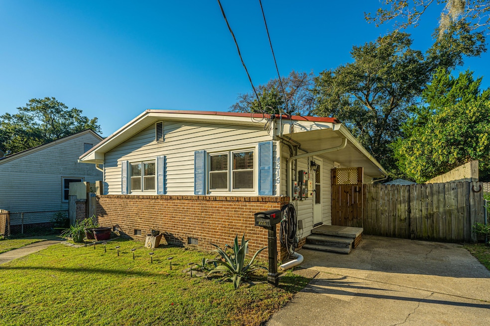 Under Contract $449,000